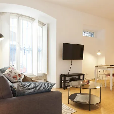 Downtown Blue Terrace By Homing Apartment *